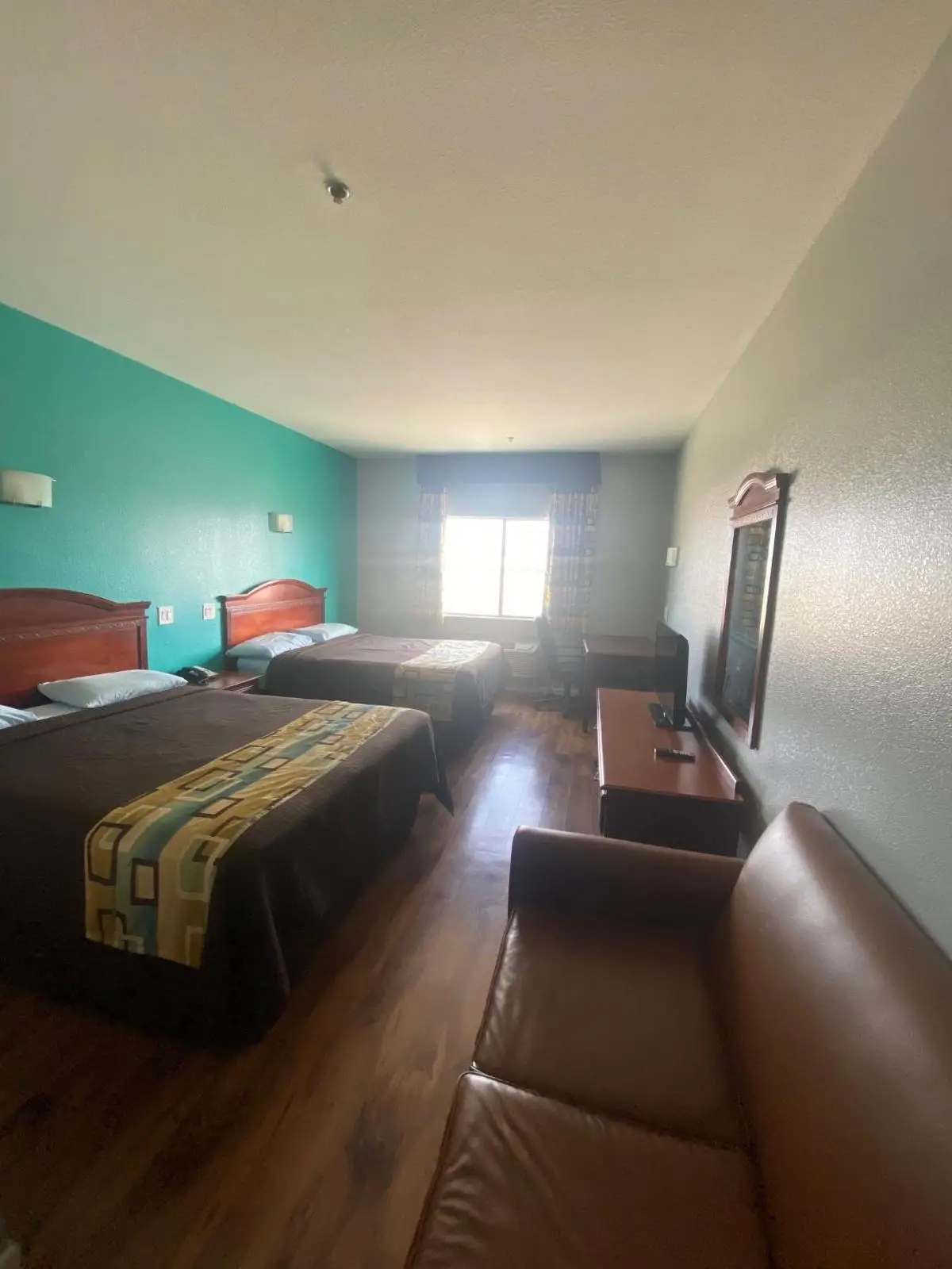 Tropicana Inn And Suites Main image