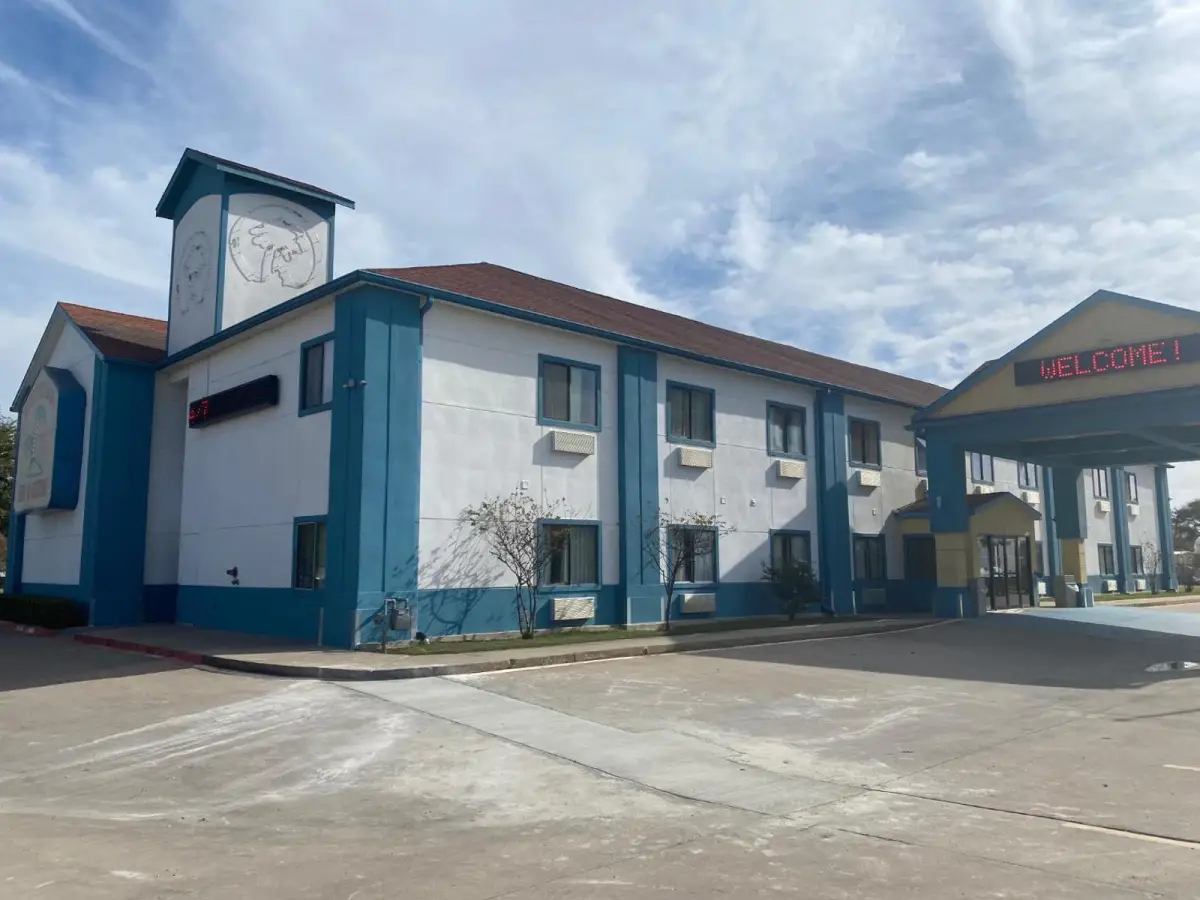 Tropicana Inn And Suites 7